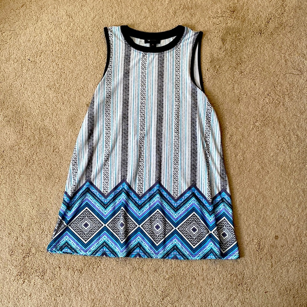Sleeveless long tunic top
